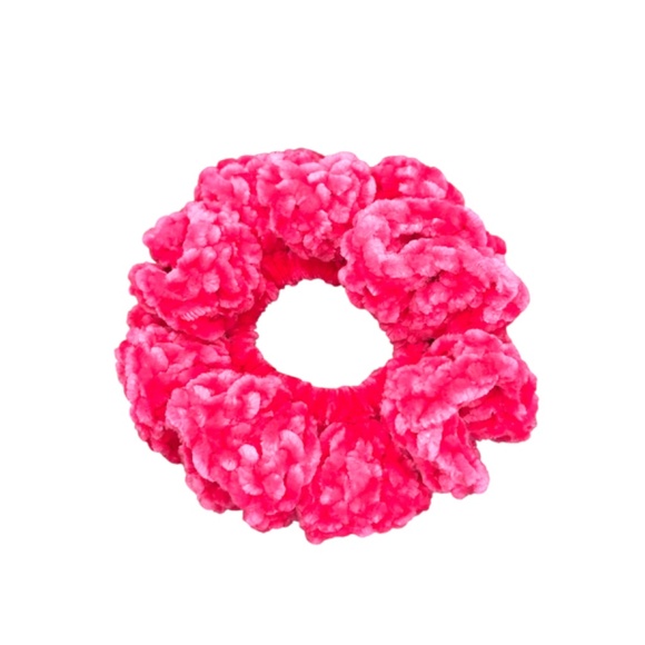 Free Love Hair Scrunchie - Luxe Velour Hair Tie - Picture 9 of 15